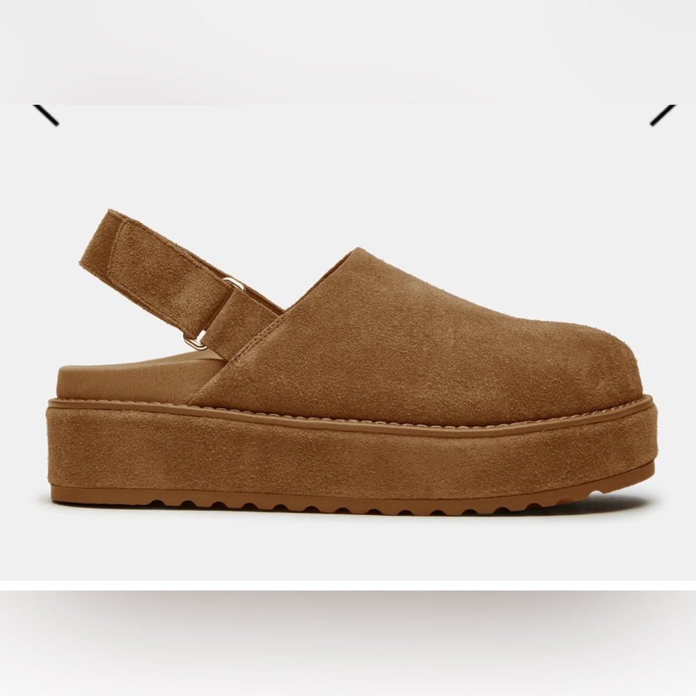 Steve Madden size 6 platform clog NWOT